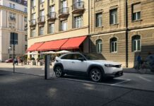 Mazda inizia la produzione del suo primo EV – la MX-30