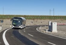 Presentato progetto pilota italiano di ricarica a induzione per veicoli elettrici ARENA DEL FUTURO