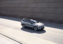 Debutto mondiale della Volvo EX90 completamente elettrica