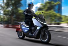 EICMA 2023 – VMOTO SVELA APD CONCEPT CON PININFARINA Vmoto Render driver