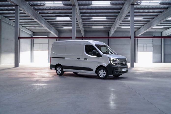 Nissan_Interstar_PK_EV_High_008