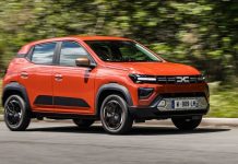 NUOVA DACIA SPRING – PIÙ ATTRAENTE CHE MAI amPep84xeWQ7-images-lq-DaciaSpringBrique-ActionCetadiProd-18