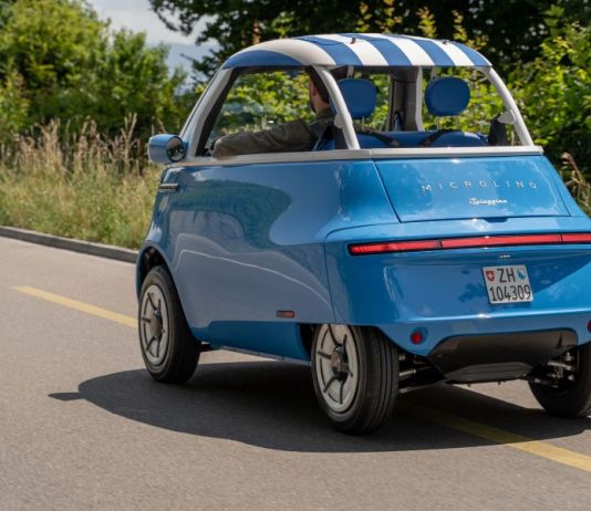 ICONA URBANA CON RADICI SVIZZERE E MANUFATTURA ITALIANA Microlino Spiaggina Porotfino Blue 14