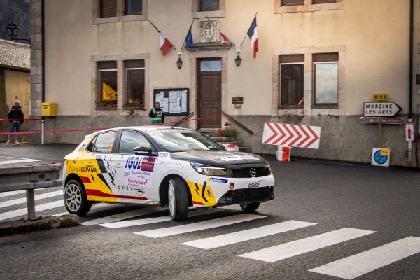 Opel_528514