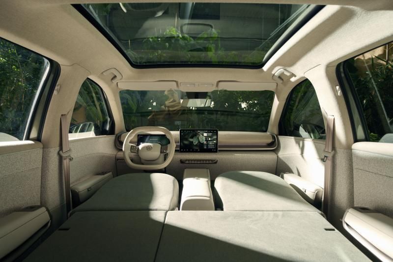 VW_ID_CROSS_JUNGLE_INTERIOR_DSC8942_media_low