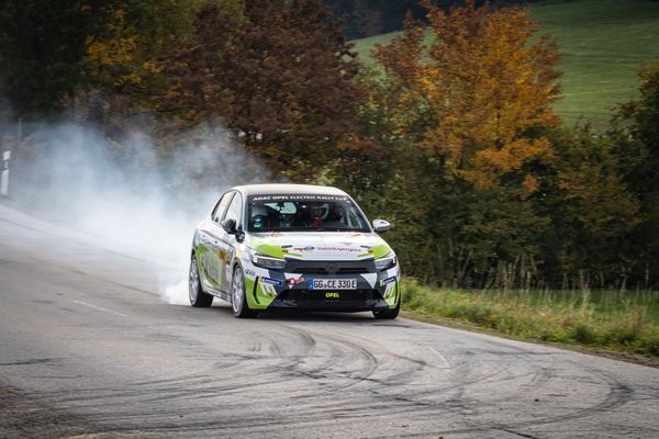 06_Opel_528800