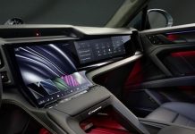 CAYENNE ELECTRIC PRESENTA I FUTURI INTERNI PORSCHE 325683_1920x1440