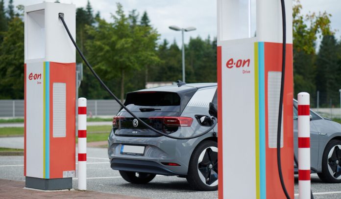 Ladesäulen. Ladesäulen.