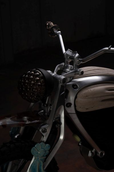 motototem-flying-flea-studio-2