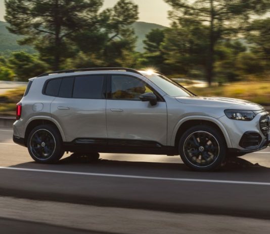 LA NUOVA MERCEDES-BENZ GLB – DESIGN DISTINTIVO E PRATICITÀ 1920_mercedes-benzglb_04__