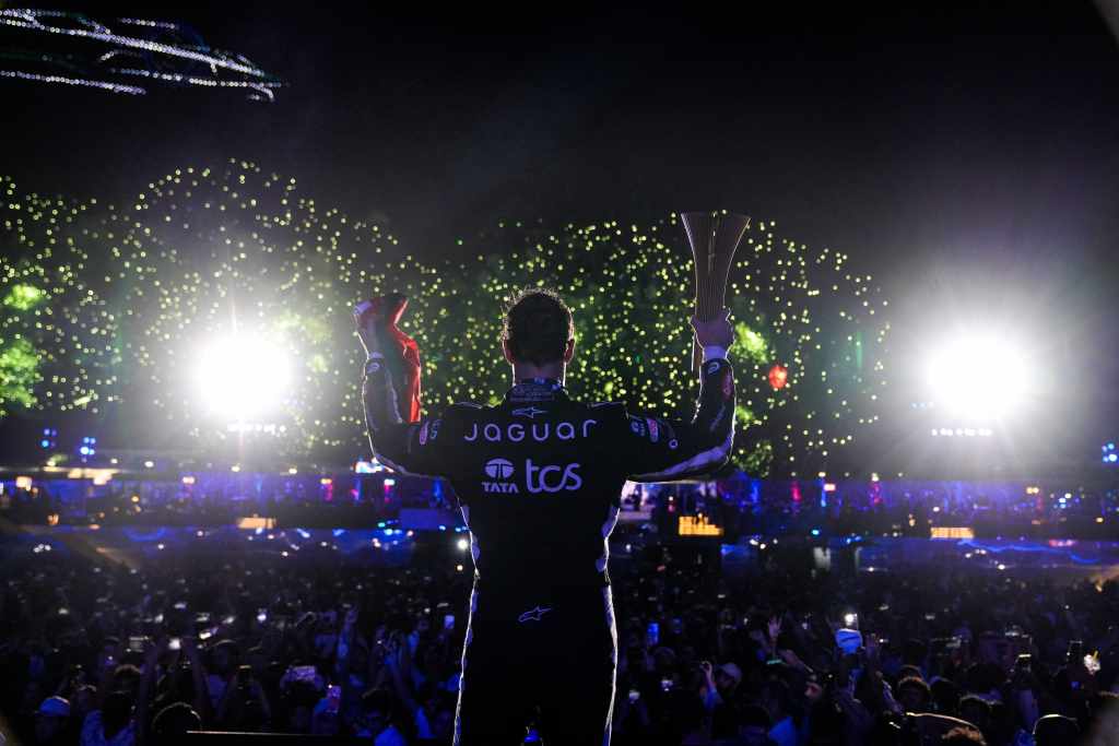 R5Jeddah_JaguarTCSRacing_JeddahEPrix_140226_001