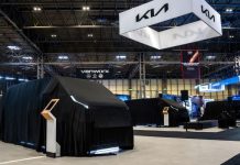 KIA PRESENTA I NUOVI PV5 CARGO IN ANTEPRIMA EUROPEA AL COMMERCIAL VEHICLE SHOW 2026 kia-cv-show-european-debut-digital-1920x1080-2