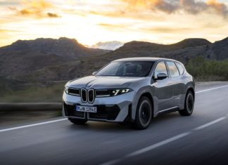 P90626543_highRes_the-new-bmw-ix3-50-x