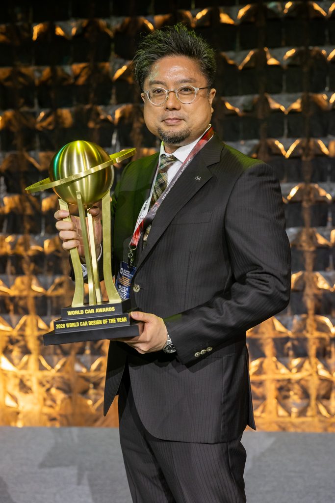 Yoshito Iwauchi_Chief Designer_Design Division_Mazda_DESIGN_Win