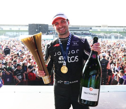 FORMULA E 2026 – EVANS FIRMA UNA RIMONTA EPICA E VINCE A BERLINO Jaguar_TCS_Racing_BerlinS12_R8_MitchEvans_001