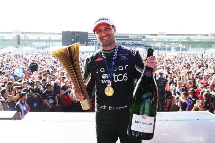 Jaguar_TCS_Racing_BerlinS12_R8_MitchEvans_001 Jaguar_TCS_Racing_BerlinS12_R8_MitchEvans_001