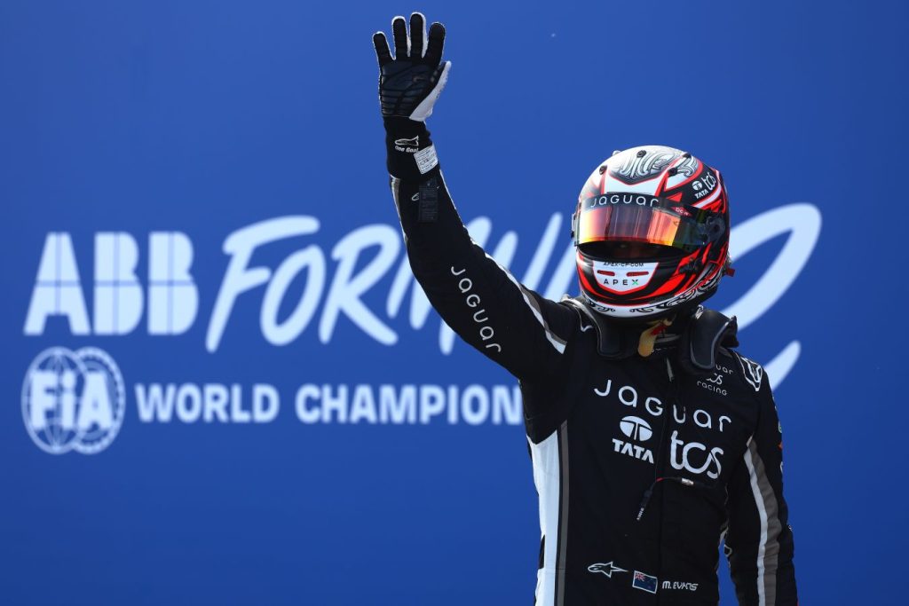 Jaguar_TCS_Racing_BerlinS12_R8_MitchEvans_004