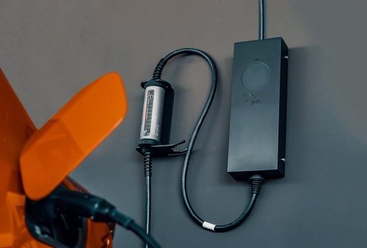 §14a EnWG: JUICE BOOSTER 2 e JUICE CHARGER easy pronti per la ricarica smart juice booster