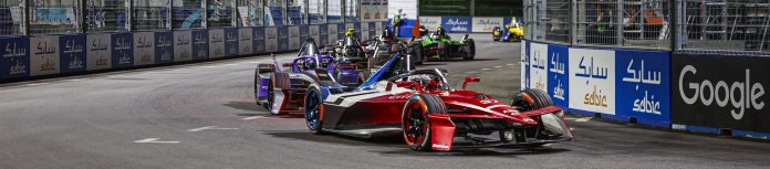 00004827 Cassidy Third in Tokyo's First Night Race - Citroën Racing Returns to the Podium