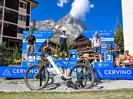 MORETTINI E COLARUSSO CAMPIONI DEL MONDO E-BIKE ENDURO CON POLINI E-P3+ MORETTINI AND COLARUSSO WORLD CHAMPIONS E-BIKE ENDURO WITH POLINI E-P3+