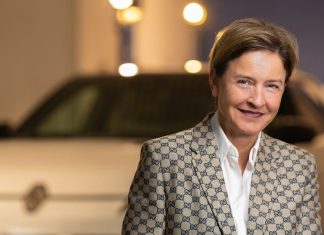RENAULT GROUP SCHWEIZ ACCELERA CON L’ELETTRIFICAZIONE Renault Group Schweiz_Claudia Meyer_Managing Director