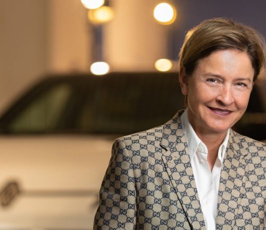 RENAULT GROUP SCHWEIZ ACCELERA CON L’ELETTRIFICAZIONE Renault Group Schweiz_Claudia Meyer_Managing Director