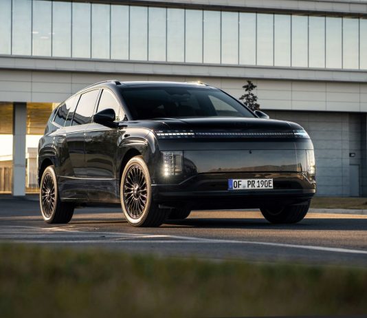 IONIQ 9 Calligraphy Black Ink – la nuova opzione per l’ammiraglia elettrica Hyundai Hyundai Ioniq 9 Calligraphy Black Ink
