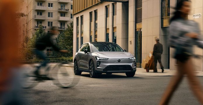 New-Safety-Coach-app-helps-Volvo-drivers-build-safer-habits-and-lower-insurance-rates