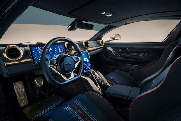 Hispano Suiza Sagrera interior Suiza)