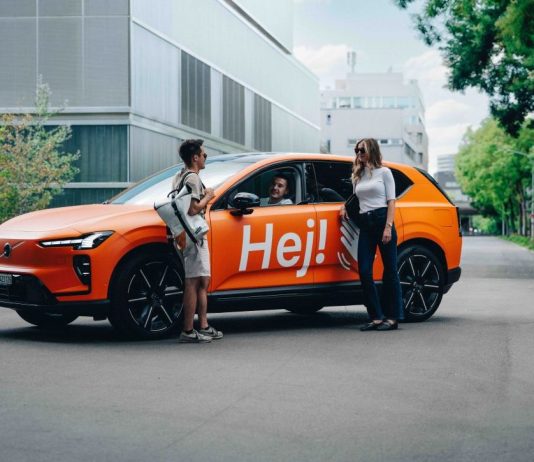 «DOV’È LA VOLVO?» – TRE VOLVO EX60 ARANCIONI ALLA SCOPERTA DELLA SVIZZERA wo_ist_volvo_by_kove