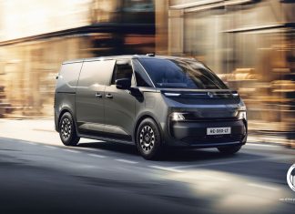 RENAULT TRAFIC E-TECH ELECTRIC È «VAN OF THE YEAR 2027» Renault Trafic E-Tech electric IVOTY 2027.