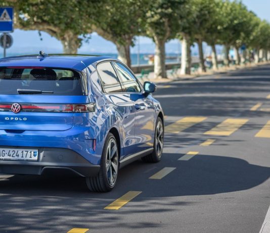 ID. POLO – L’ESORDIO DI SUCCESSO IN SVIZZERA CONFERMA LA NUOVA STRATEGIA ELETTRICA VOLKSWAGEN La nuova ID. Polo è ora in circolazione sulle strade svizzere.