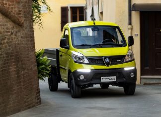PIAGGIO COMMERCIAL PROTAGONISTA A IAA TRANSPORTATION CON PORTER NPE E NP6 Piaggio Porter NPe